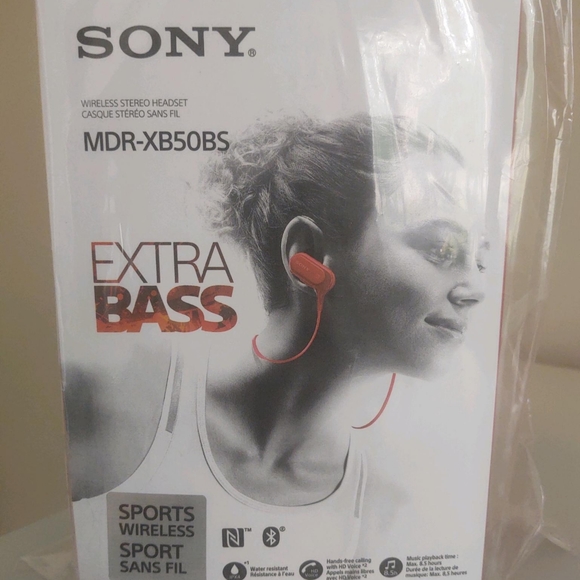 Sony Bluetooth Headphones - Picture 2 of 8